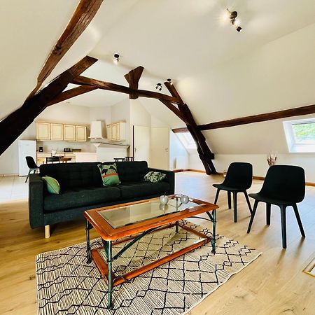 Centre-Bourg, Calme, Familial, L'Appart Du Clocher Limeray Екстериор снимка