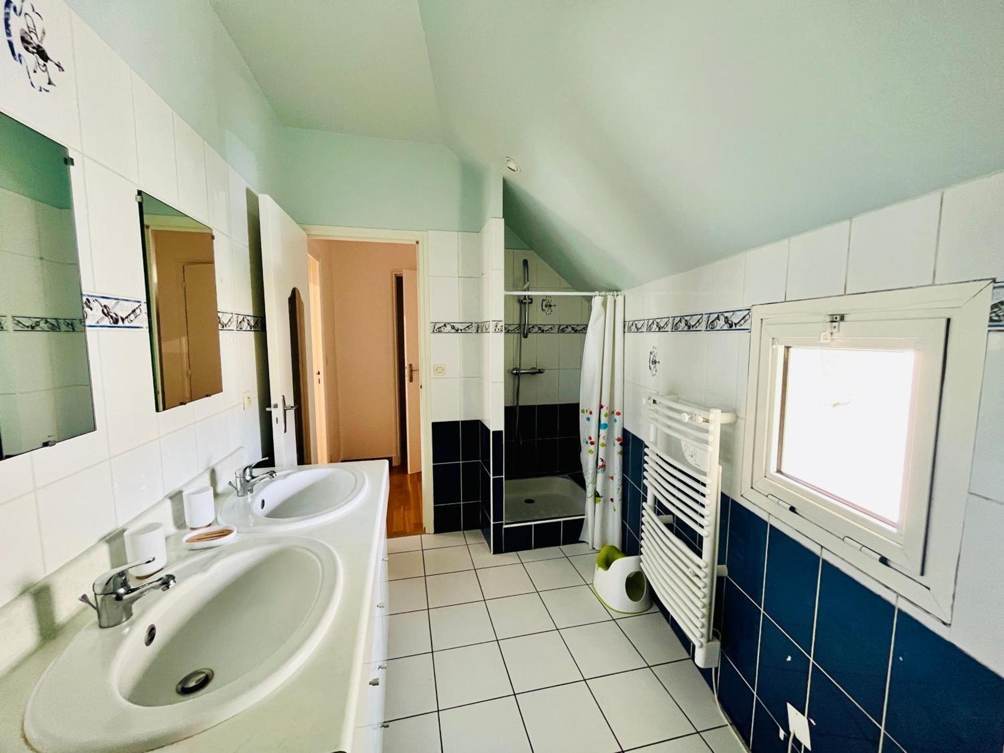 Centre-Bourg, Calme, Familial, L'Appart Du Clocher Limeray Екстериор снимка